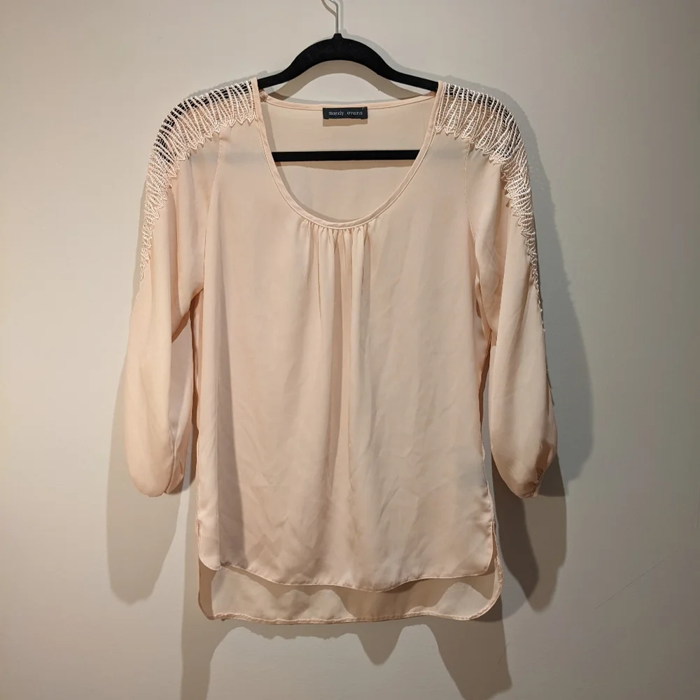 Pink blouse - Picture 1 of 5